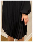 Plisserad klänning från Chica London/caramelle , svart